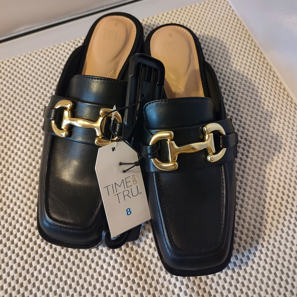 Time and Tru Women's Size 8 Loafer Mules Black w/Gold Hardware NWT Shoes